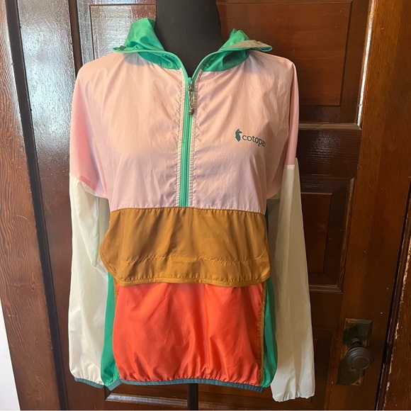 cotopaxi Jackets & Blazers - Cotopaxi Teca Half-Zip Women’s Windbreaker